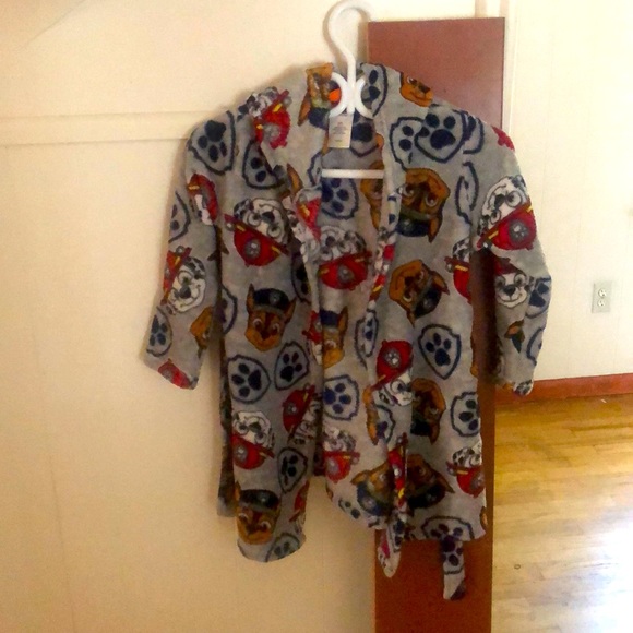 Kids robe . - Picture 1 of 1